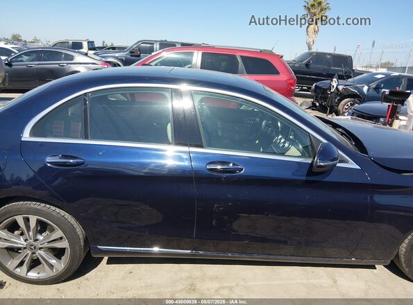 55SWF4JBXJU255546 2018 MERCEDES-BENZ C-CLASS Blue Vista interior trasera