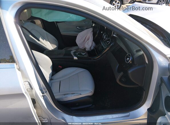 55SWF4KB0HU221964 2017 MERCEDES-BENZ C-CLASS Silver Widok wnętrza z przodu