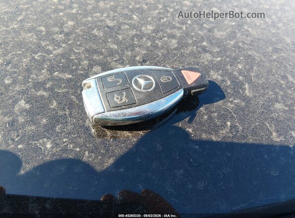55SWF4KB0HU221964 2017 MERCEDES-BENZ C-CLASS Silver Widok deski rozdzielczej