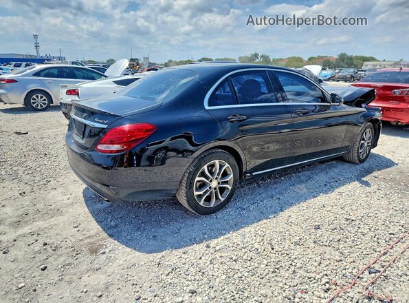 55SWF4KB3GU125180 2016 MERCEDES-BENZ C Black Tył prawy