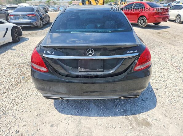 55SWF4KB3GU125180 2016 MERCEDES-BENZ C Black Widok z tyłu