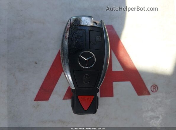 55SWF4KB3HU208111 2017 MERCEDES-BENZ C-CLASS White Вид панелі приладів