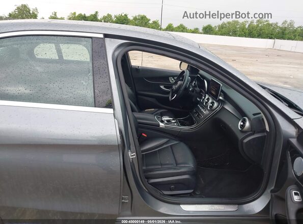 55SWF4KB4HU206058 2017 MERCEDES-BENZ C-CLASS Gray Вид салону спереду