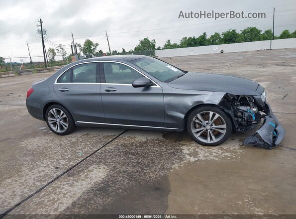 55SWF4KB4HU206058 2017 MERCEDES-BENZ C-CLASS Gray Вид задньої частини салону