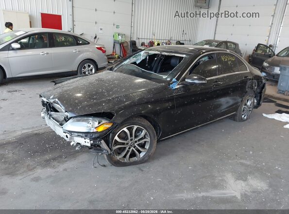 55SWF4KB5HU223595 2017 MERCEDES-BENZ C-CLASS Black Передня ліва чверть