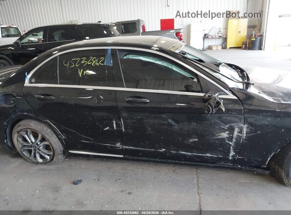 55SWF4KB5HU223595 2017 MERCEDES-BENZ C-CLASS Black Вид задньої частини салону