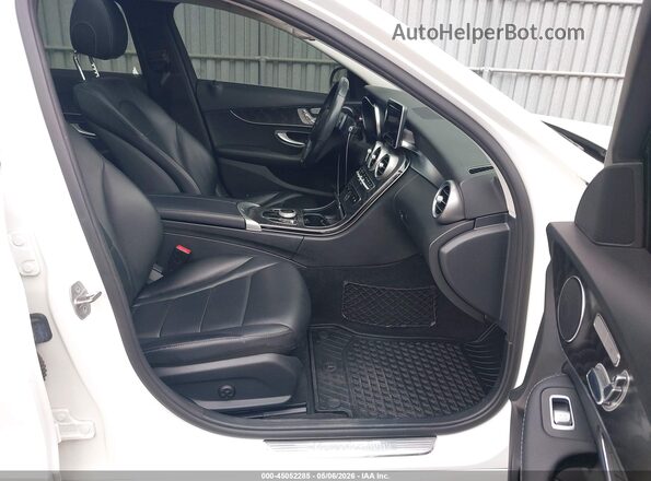 55SWF4KB8HU187675 2017 MERCEDES-BENZ C-CLASS White 