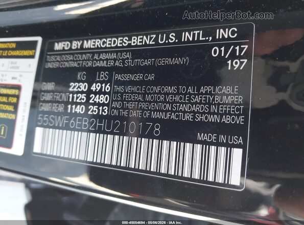 55SWF6EB2HU210178 2017 MERCEDES-BENZ AMG C 43 Black Vista del compartimento del motor