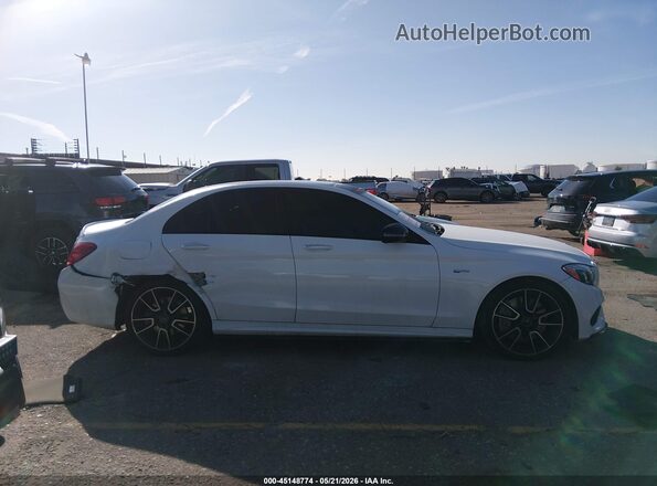 55SWF6EB2JU247799 2018 MERCEDES-BENZ AMG C 43 White Widok wnętrza z tyłu