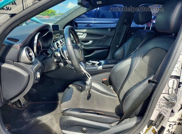 55SWF6EB4HU213664 2017 MERCEDES-BENZ C Black Widok wnętrza z przodu