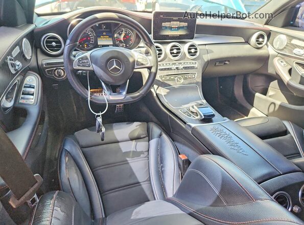 55SWF6EB4HU213664 2017 MERCEDES-BENZ C Black Widok deski rozdzielczej