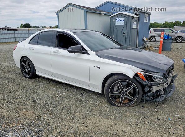 55SWF6EB5HU180478 2017 MERCEDES-BENZ C White 
