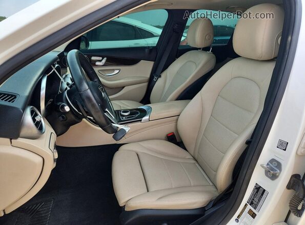55SWF8DB0KU285014 2019 MERCEDES-BENZ C White Widok wnętrza z przodu