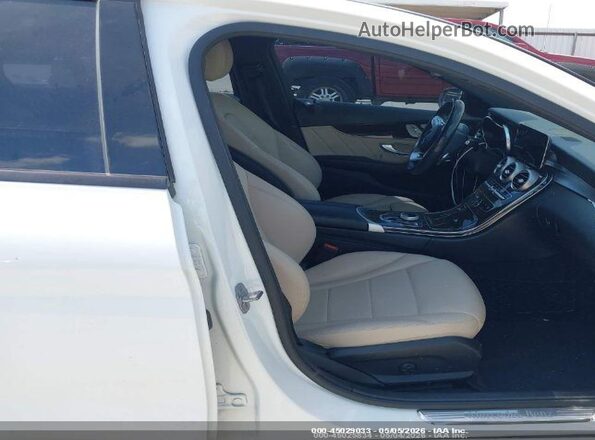 55SWF8DB0KU308159 2019 MERCEDES-BENZ C-CLASS White Vista interior delantera