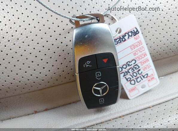 55SWF8DB4KU306043 2019 MERCEDES-BENZ C-CLASS Black 