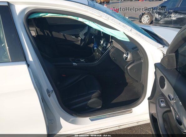 55SWF8DB4KU306382 2019 MERCEDES-BENZ C-CLASS White Front interior view