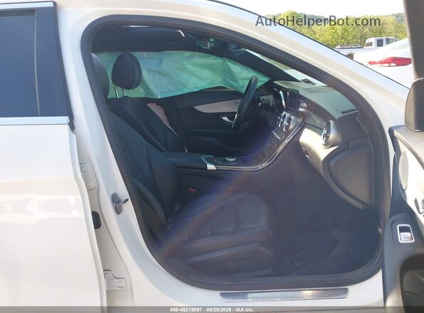55SWF8EB4KU290196 2019 MERCEDES-BENZ C-CLASS White წინა სალონის ხედი