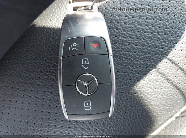 55SWF8EB9LU330175 2020 MERCEDES-BENZ C-CLASS Black Dashboard view