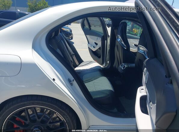 55SWF8HBXKU310527 2019 MERCEDES-BENZ AMG C 63 White Вид наклейки з VIN-кодом