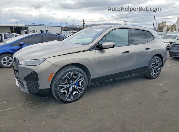 WB523CF08RCP61875 2024 BMW IX Gray Rear left
