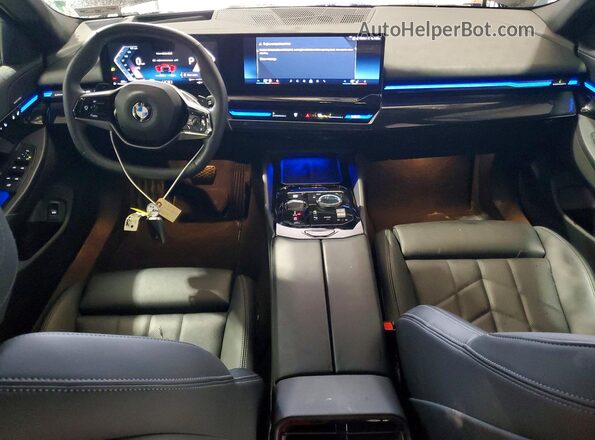 WBA53FJ01SCT20361 2025 BMW 5 SERIES Black Вид щитка приладів
