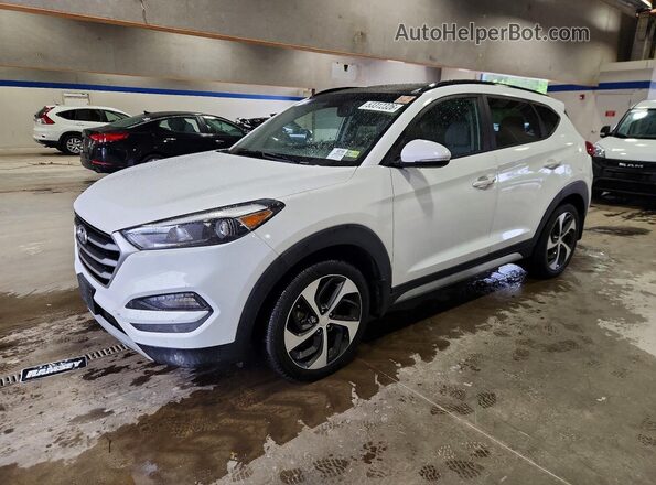 KM8J3CA29JU688938 2018 HYUNDAI TUCSON White 