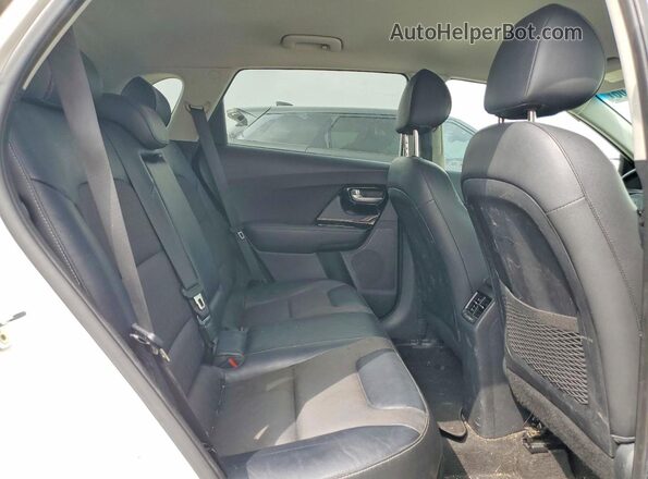 KNDCC3LC4H5063659 2017 KIA NIRO White 