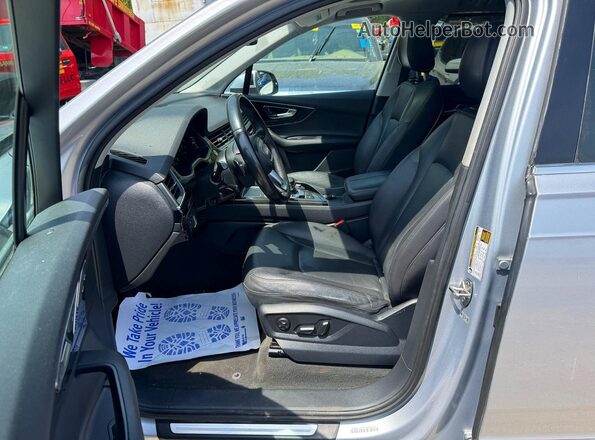 WA1LAAF78HD004851 2017 AUDI Q7 Silver 