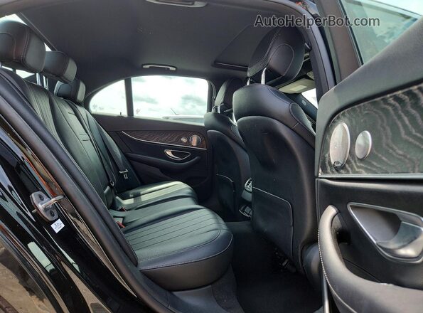 WDDZF8EBXLA732266 2020 MERCEDES-BENZ E Black Vista interior trasera