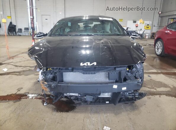 3KPFW4DE1SE132278 2025 KIA K4 Black 