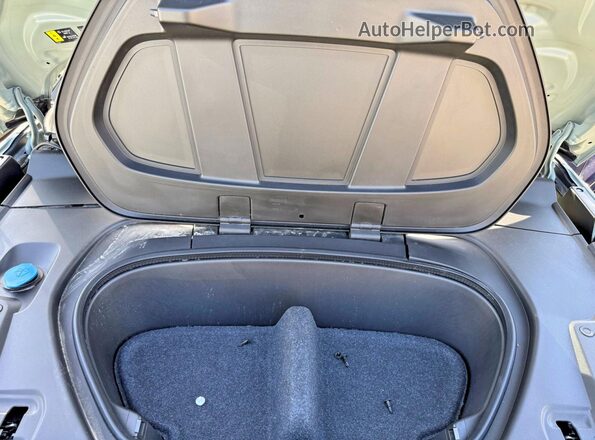 YV4ER3GL0R2109747 2024 VOLVO C40 Teal Dashboard view