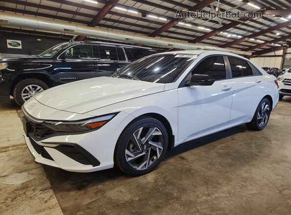 KMHLM4DG0SU094582 2025 HYUNDAI ELANTRA White 