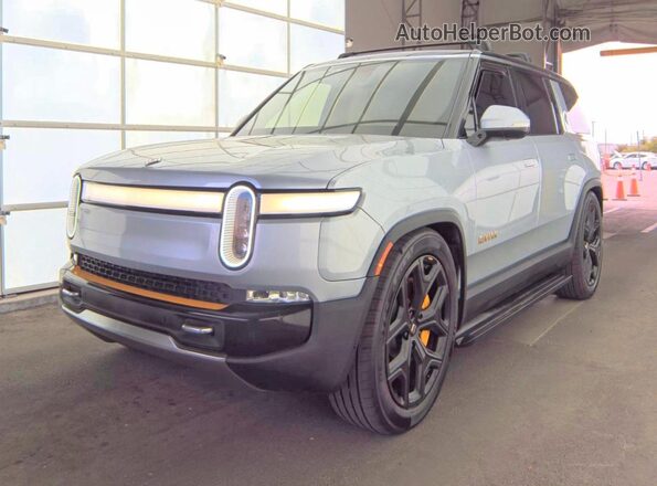 7PDSGABA4PN019950 2023 RIVIAN R1S Gray 