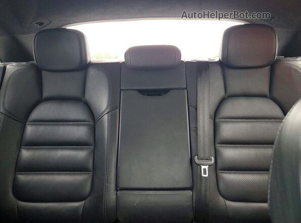 WP1AF2A59GLB93474 2016 PORSCHE MACAN Черный Вид задней части салона