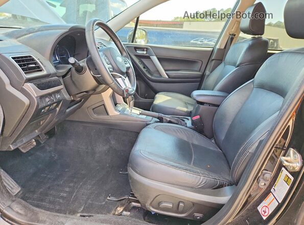 JF2SJAJC6HH527818 2017 SUBARU FORESTER 2.5 Black Вид панелі приладів