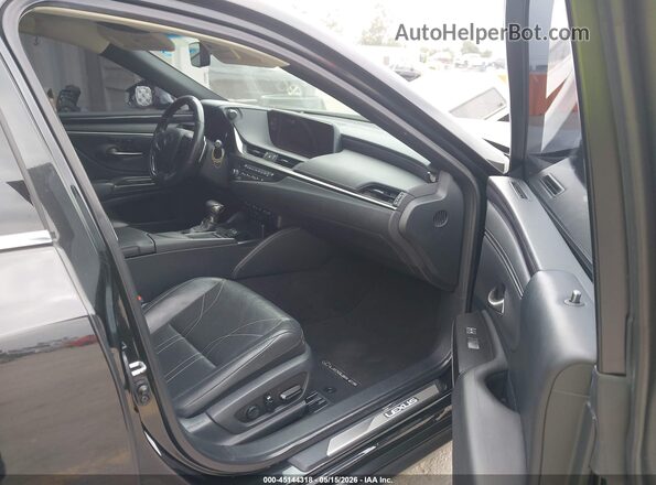 58AB21B13KU002940 2019 LEXUS ES 300H Black Front interior view
