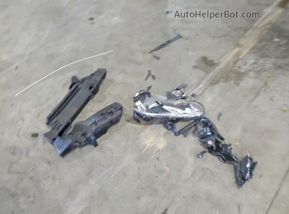 58ABK1GG2HU079451 2017 LEXUS ES Белый Вид подкапотного пространства
