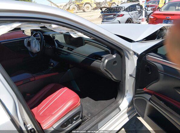 58ABZ1B11KU023040 2019 LEXUS ES 350 Серебряный Вид салона спереди