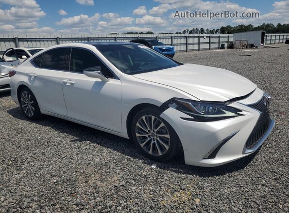 58ABZ1B1XKU030228 2019 LEXUS ES White Передня права чверть
