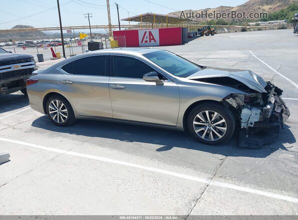 58ACA1C18MU002005 2021 LEXUS ES 300H Gray 360 interior view