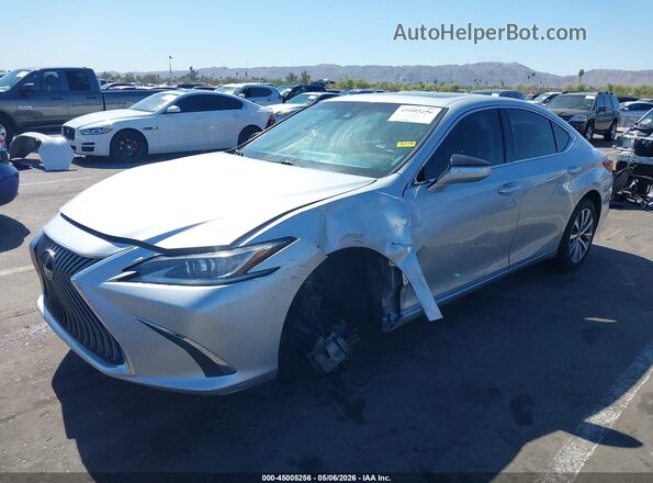 58ACZ1B19LU056082 2020 LEXUS ES 350 Серебряный Вид спереди