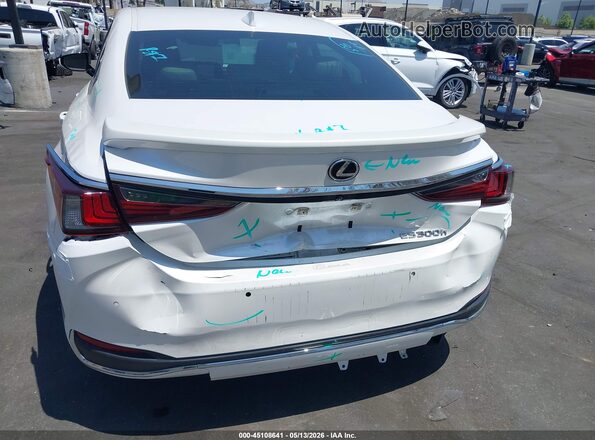 58ADA1C10SU059638 2025 LEXUS ES 300H White Instrument cluster view