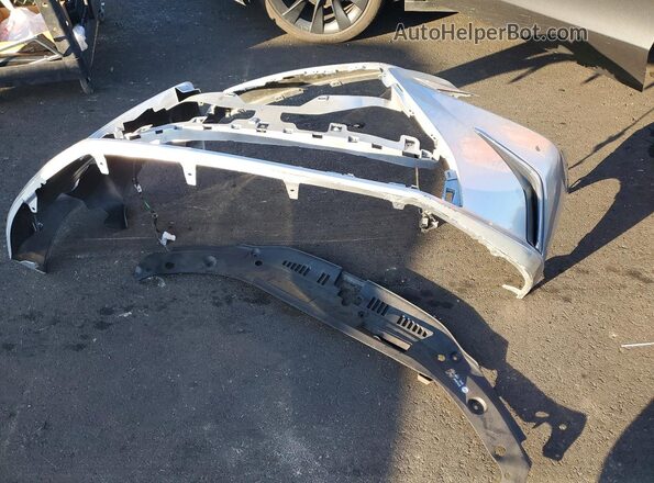 58ADA1C18RU043830 2024 LEXUS ES Silver Вид підкапотного простору