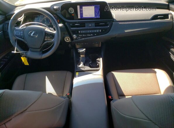 58ADZ1B15RU178502 2024 LEXUS ES Gray Widok deski rozdzielczej