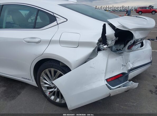 58AEA1C1XMU009143 2021 LEXUS ES 300H White 