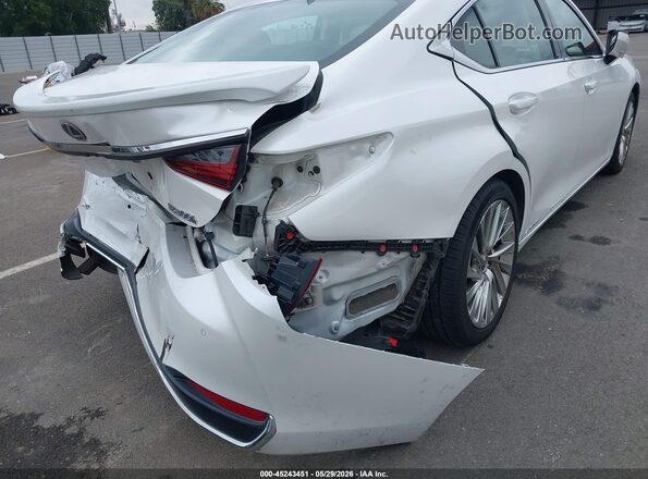 58AEA1C1XMU009143 2021 LEXUS ES 300H White 