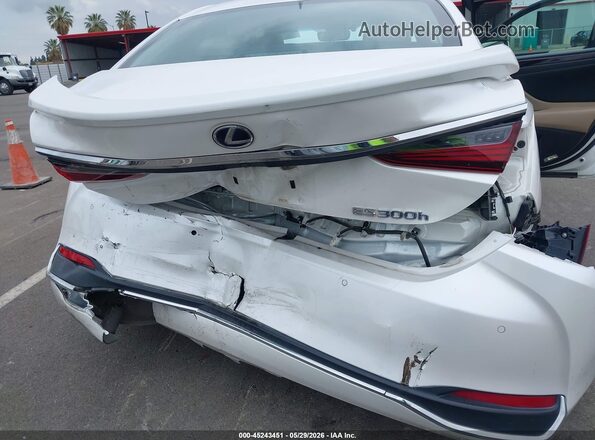 58AEA1C1XMU009143 2021 LEXUS ES 300H White Вид спереду