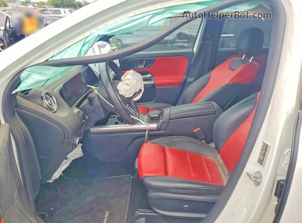 W1N4N4HB2MJ244497 2021 MERCEDES-BENZ GLA White Առջևի վահանակի տեսք