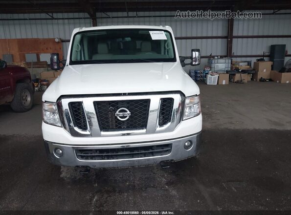 5BZAF0AA7KN853107 2019 NISSAN NV PASSENGER NV3500 HD White Vista del cuadro de instrumentos