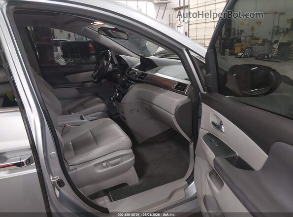 5FNRL5H99GB086743 2016 HONDA ODYSSEY Silver Widok wnętrza z przodu
